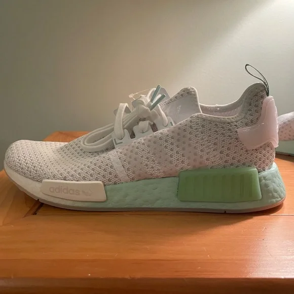 adidas gazelle silver green womens Adidas Originals NMD_R1 Women's Shoes White/Hi-Res Green/Real Magenta